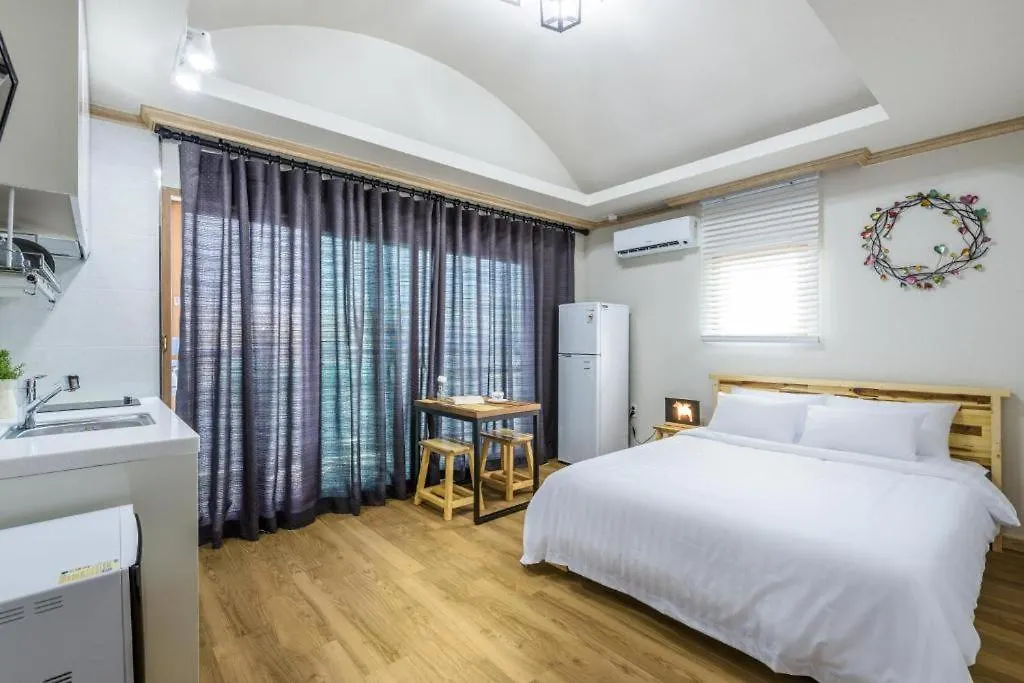 Holiday home Romance Jeju Pension